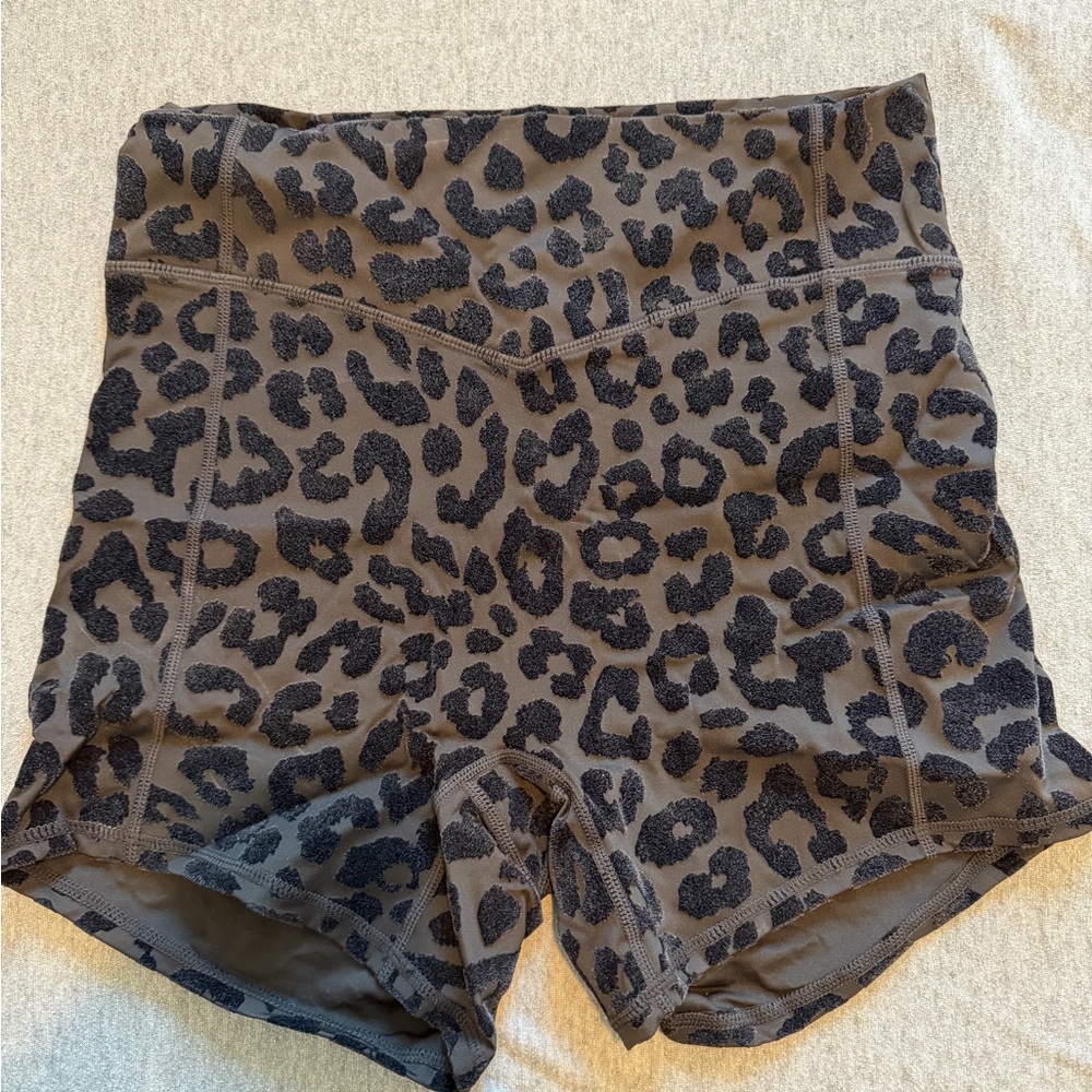 Balance Athletica flocked lux short short Black Leopard Print Bike Shorts